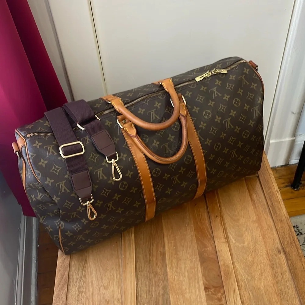 Louis Vuitton Bandouliere Keepall 55 Travel Bag.